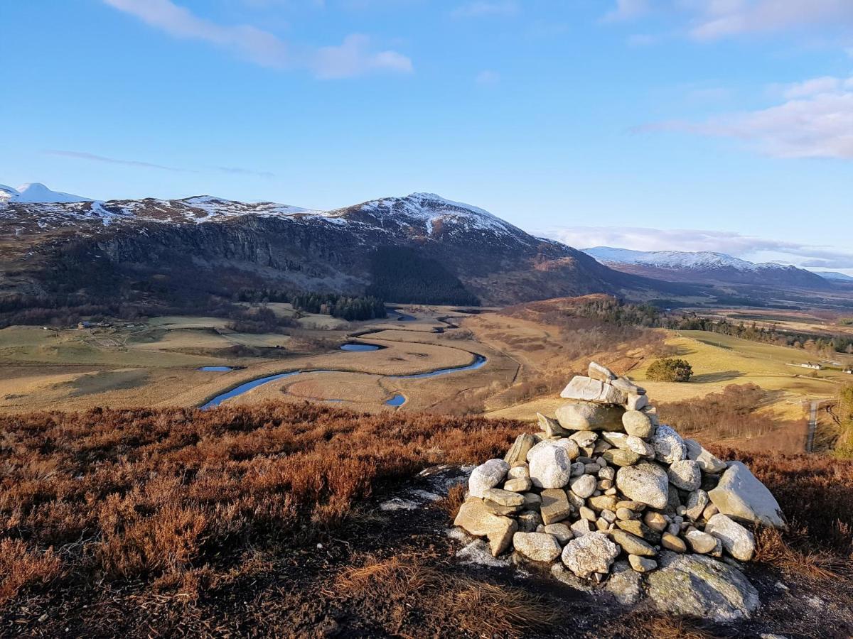Glentruim Homestay B&B And Glamping Pods 牛顿莫尔 外观 照片
